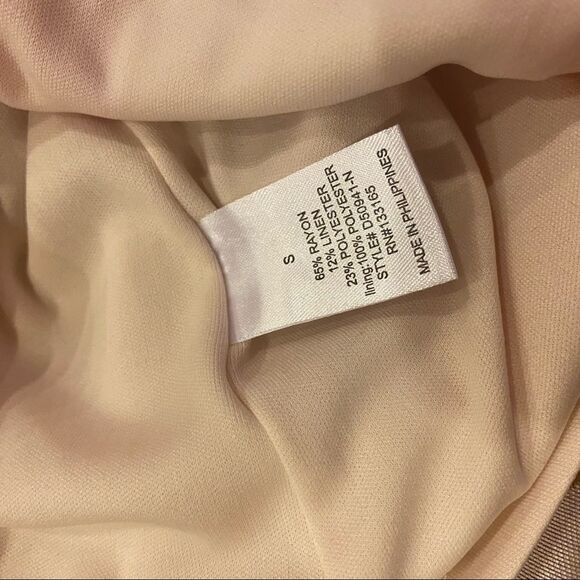 Miami Size S Floral Dress EUC - Picture 4 of 7